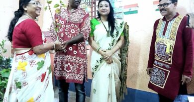 গোবরডাঙ্গার রেনেসাঁসে গাছের চারা বিতরণ ও আলোচনা সভা
